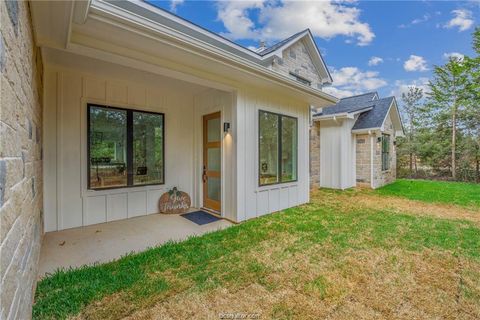 Tiny photo for 4334 Berkshire, Franklin, TX 77856 (MLS # 26006327)