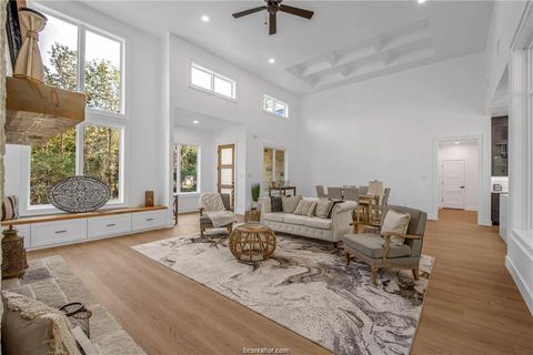 Tiny photo for 4334 Berkshire, Franklin, TX 77856 (MLS # 26006327)