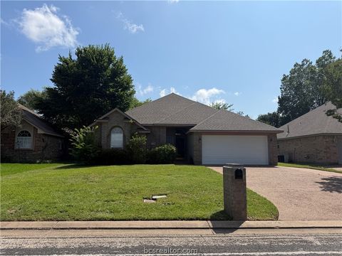 Photo of 3734 Chantal Cir, College Station, TX 77845 (MLS # 26007415)