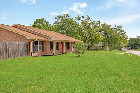Tiny photo for 2405 Burton Drive, Bryan, TX 77802 (MLS # 26004789)