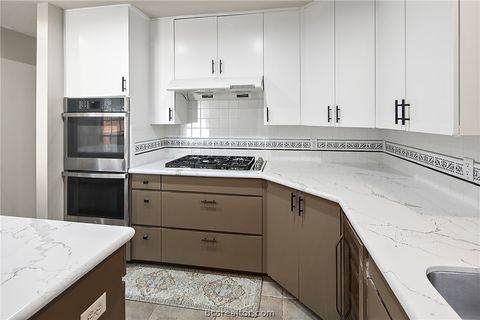 Tiny photo for 2301 East Briargate Drive, Bryan, TX 77802 (MLS # 26002058)