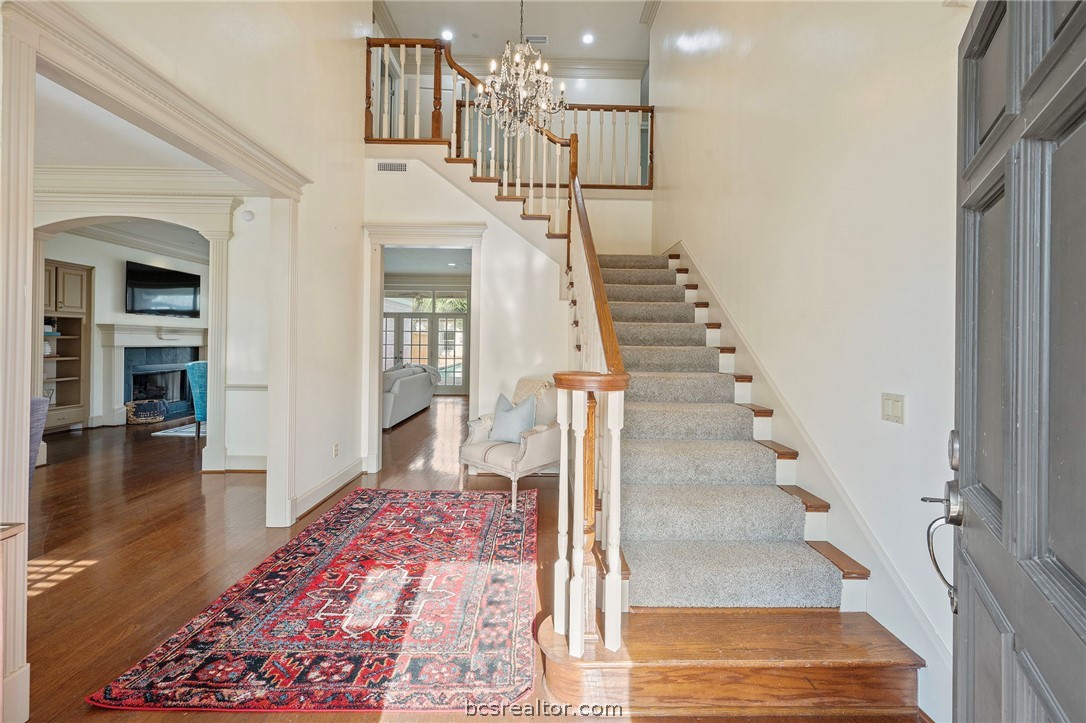 9307 Lake Forest Court S