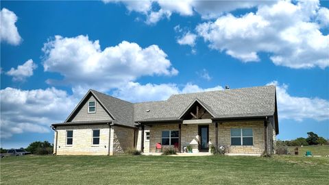 928 Azalea Drive W Franklin TX 77856