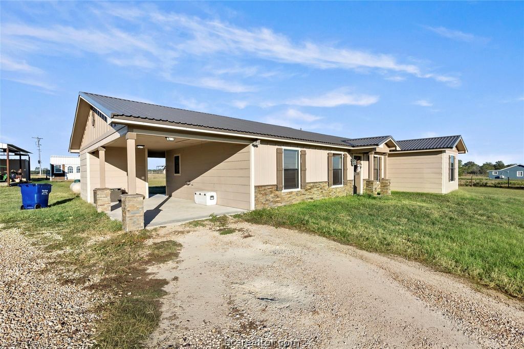 26727 N Hwy 90