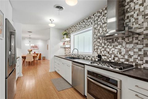 Tiny photo for 303 Brookside Drive E, Bryan, TX 77801 (MLS # 26005621)