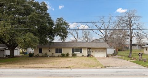 311 Holleman Drive, College Station, TX 77840 - MLS#: 24000922