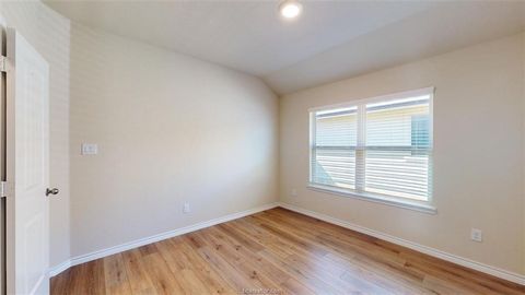 Tiny photo for 5219 Montague Loop, Bryan, TX 77807 (MLS # 26003336)