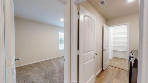 Tiny photo for 5219 Montague Loop, Bryan, TX 77807 (MLS # 26003336)