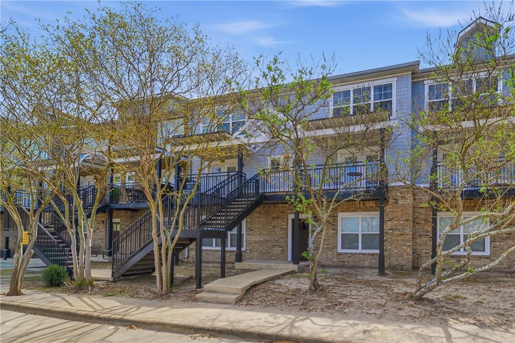 Photo of 1725 Harvey Mitchell Parkway S #626, College Station, TX 77840 (MLS # 26003758)