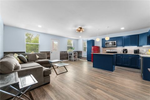 498 Private Rd. 5787 Groesbeck TX 76642