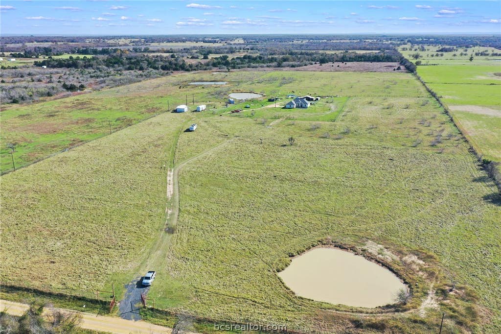 Photo of 3448 CR 270, Cameron, TX 76520 (MLS # 26010083)