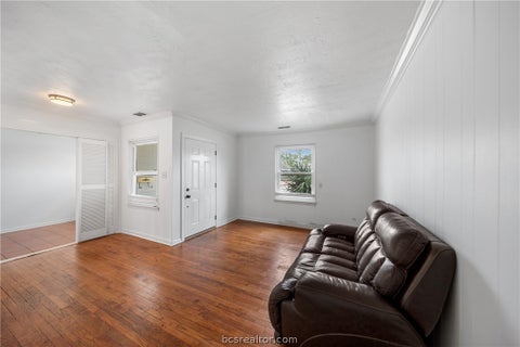 Tiny photo for 7303 Long Point Road, Houston, TX 77055 (MLS # 26011679)