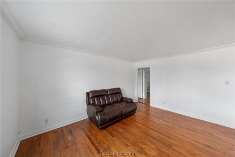 Tiny photo for 7303 Long Point Road, Houston, TX 77055 (MLS # 26011679)