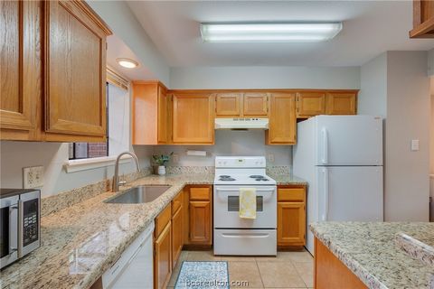 Tiny photo for 1904 Dartmouth St #E-2, College Station, TX 77840 (MLS # 26003614)