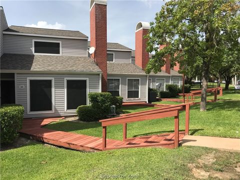Photo of 1500 Olympia Way #31, College Station, TX 77840 (MLS # 26005336)