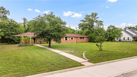 Photo of 1016 Francis Drive, College Station, TX 77840 (MLS # 26005169)