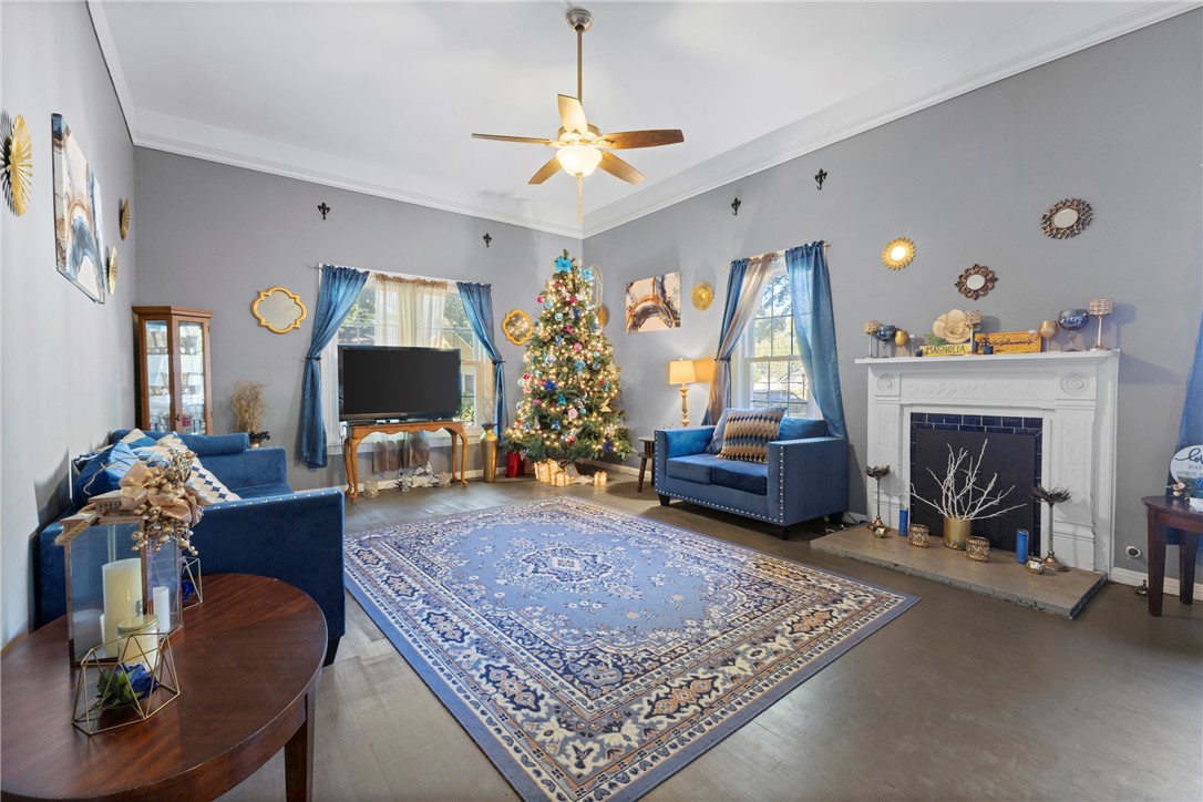 1007 S Magnolia Street