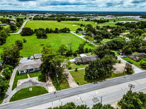 Tiny photo for 1304 E Main Street, Madisonville, TX 77864 (MLS # 26006877)