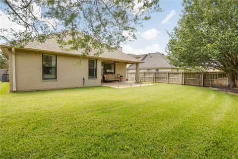 Tiny photo for 803 Emerald Dove Avenue, College Station, TX 77845 (MLS # 26005685)