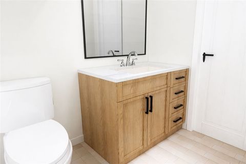 Tiny photo for 716 N Perkins, Franklin, TX 77856 (MLS # 26001195)