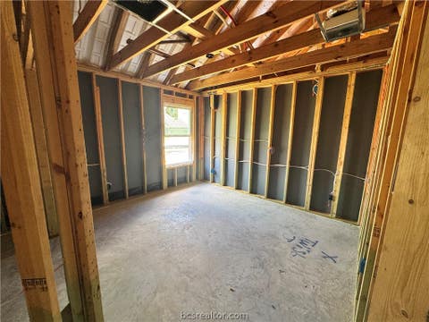 Tiny photo for 1527 Birdie Court, Navasota, TX 77868 (MLS # 26010327)