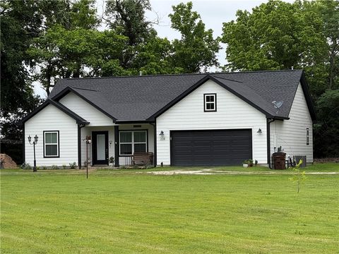 Photo of 228 Martin Lane Ln, Franklin, TX 77856 (MLS # 26006086)