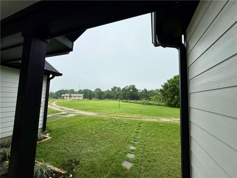 Tiny photo for 228 Martin Lane Ln, Franklin, TX 77856 (MLS # 26006086)