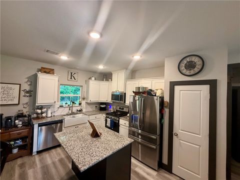 Tiny photo for 228 Martin Lane Ln, Franklin, TX 77856 (MLS # 26006086)