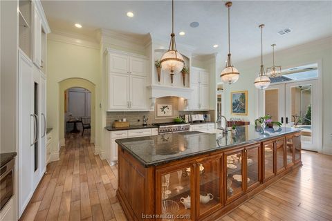 Tiny photo for 4211 Serrano Court, Bryan, TX 77802 (MLS # 26005348)