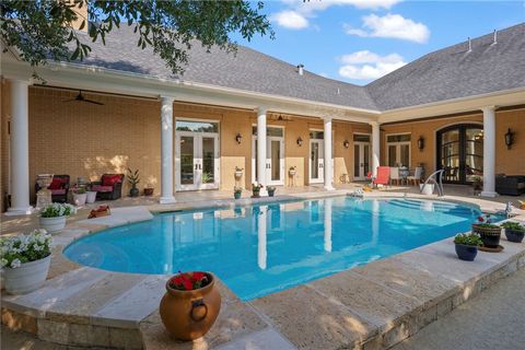 Tiny photo for 4211 Serrano Court, Bryan, TX 77802 (MLS # 26005348)