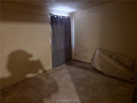 Tiny photo for 404 E Brown Street, Hearne, TX 77859 (MLS # 26011748)