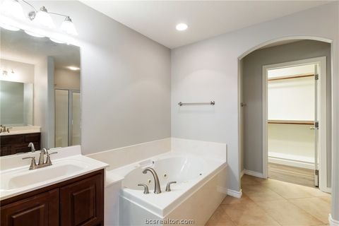 Tiny photo for 2402 Pleasant Rose Circle, Bryan, TX 77808 (MLS # 26003322)