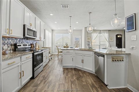 Tiny photo for 2111 Markley Drive, Bryan, TX 77807 (MLS # 26000390)