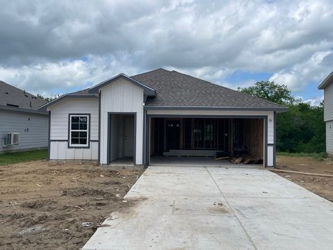 Photo of 1272 Hickory Grove Street, Brenham, TX 77833 (MLS # 26005213)