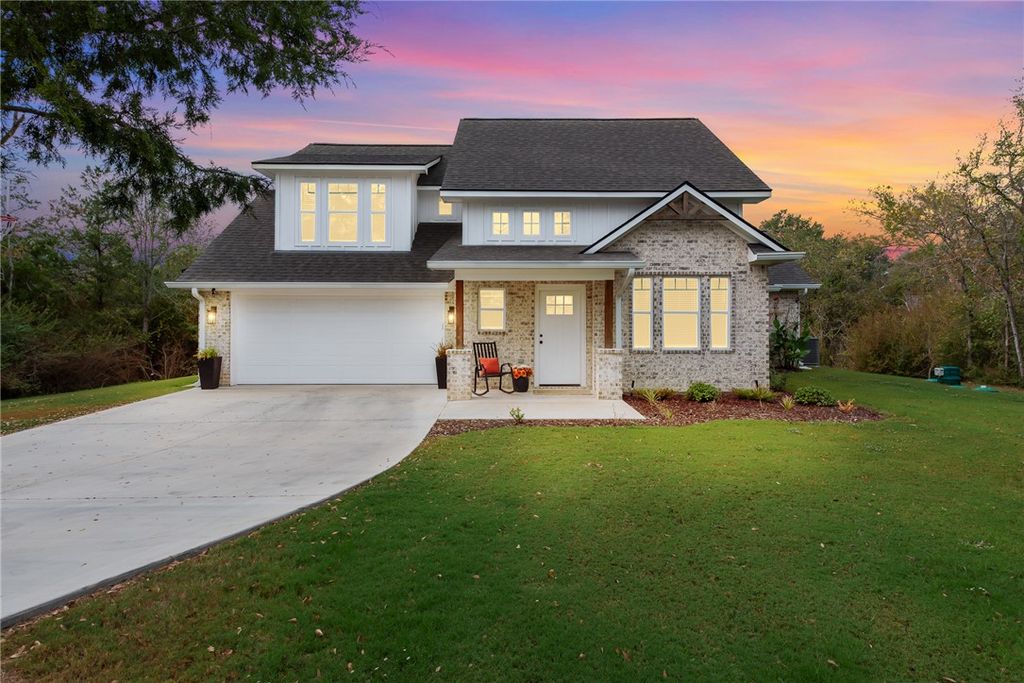 Photo of 11132 Forest Drive, College Station, TX 77845 (MLS # 25011213)