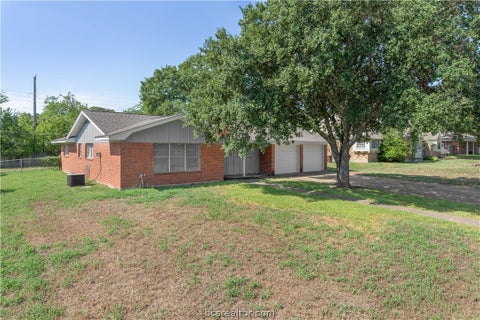 Tiny photo for 309 Borderbrook Drive, Bryan, TX 77801 (MLS # 26011969)