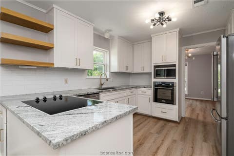 Tiny photo for 3705 Holly Drive, Bryan, TX 77802 (MLS # 26009635)