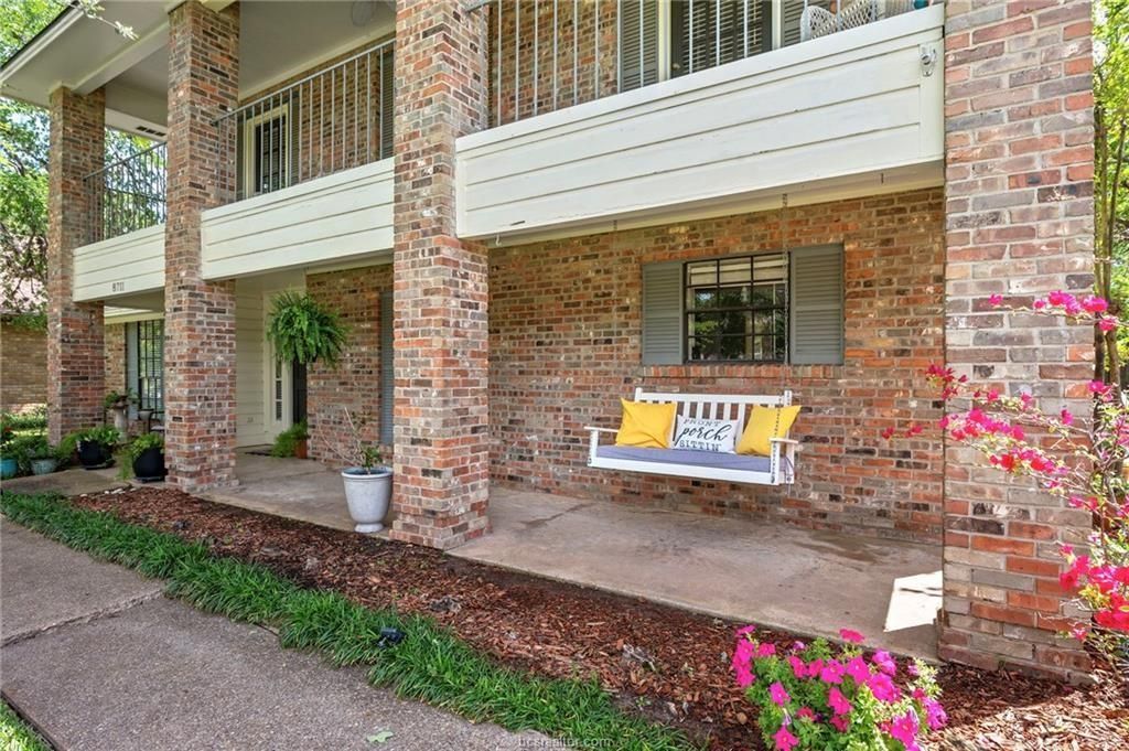 Photo of 8711 Bent Tree Drive, College Station, TX 77845 (MLS # 26005661)