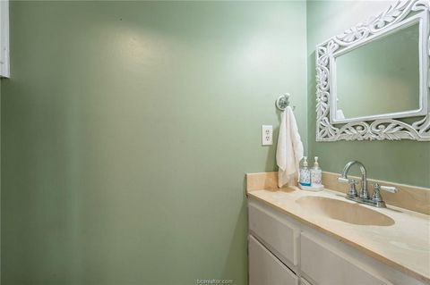 Tiny photo for 8711 Bent Tree Drive, College Station, TX 77845 (MLS # 26005661)