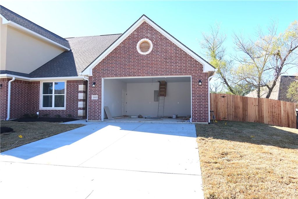 Photo of 2000 Reagan Court, Bryan, TX 77802 (MLS # 26000706)