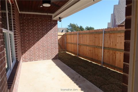 Tiny photo for 2000 Reagan Court, Bryan, TX 77802 (MLS # 26000706)