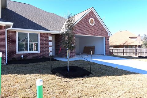 Tiny photo for 2000 Reagan Court, Bryan, TX 77802 (MLS # 26000706)