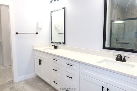 Tiny photo for 2000 Reagan Court, Bryan, TX 77802 (MLS # 26000706)