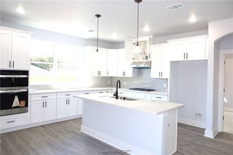 Tiny photo for 2000 Reagan Court, Bryan, TX 77802 (MLS # 26000706)