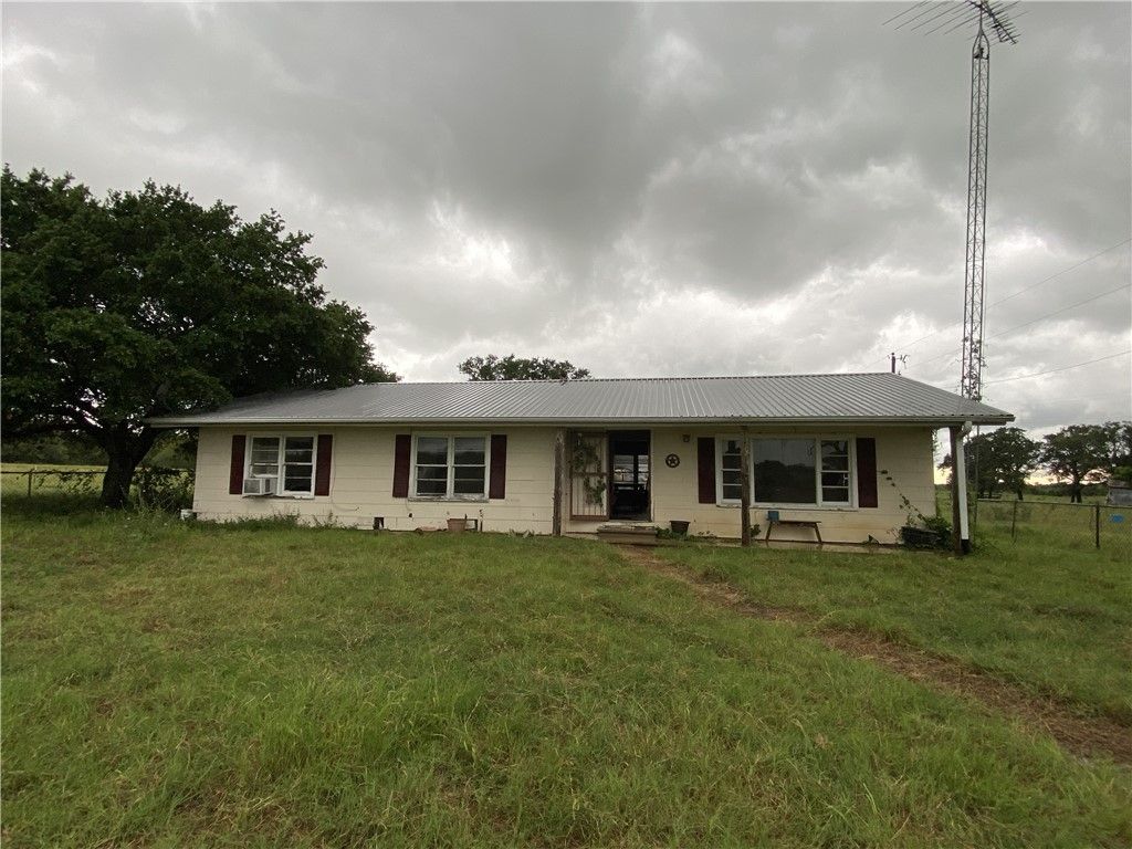 Photo of 8095 County Road 408, Caldwell, TX 77836 (MLS # 26005591)