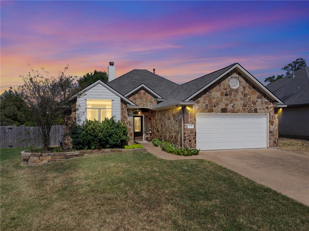 Photo of 2218 Brougham Place, College Station, TX 77845 (MLS # 25010343)