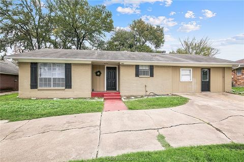 1002 Holleman Drive, College Station, TX 77840 - MLS#: 23013925