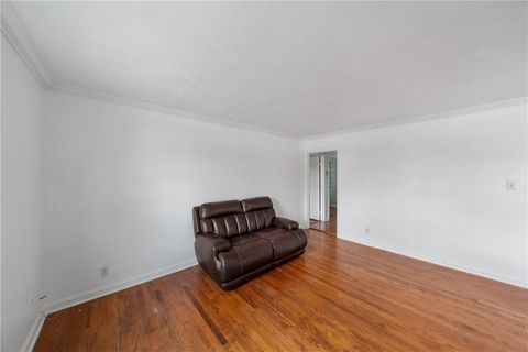 Tiny photo for 7303 Long Point Road, Houston, TX 77055 (MLS # 26004121)