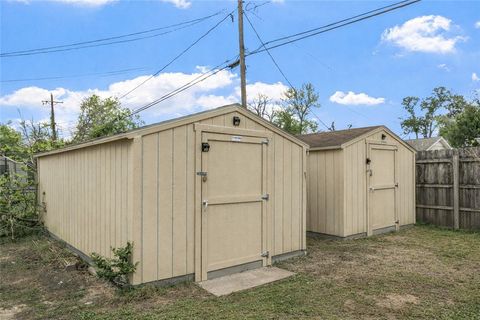 Tiny photo for 7303 Long Point Road, Houston, TX 77055 (MLS # 26004121)