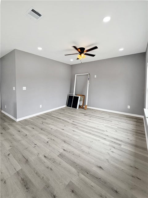 Tiny photo for 405 Martin Luther King Jr Street, Franklin, TX 77856 (MLS # 26012138)